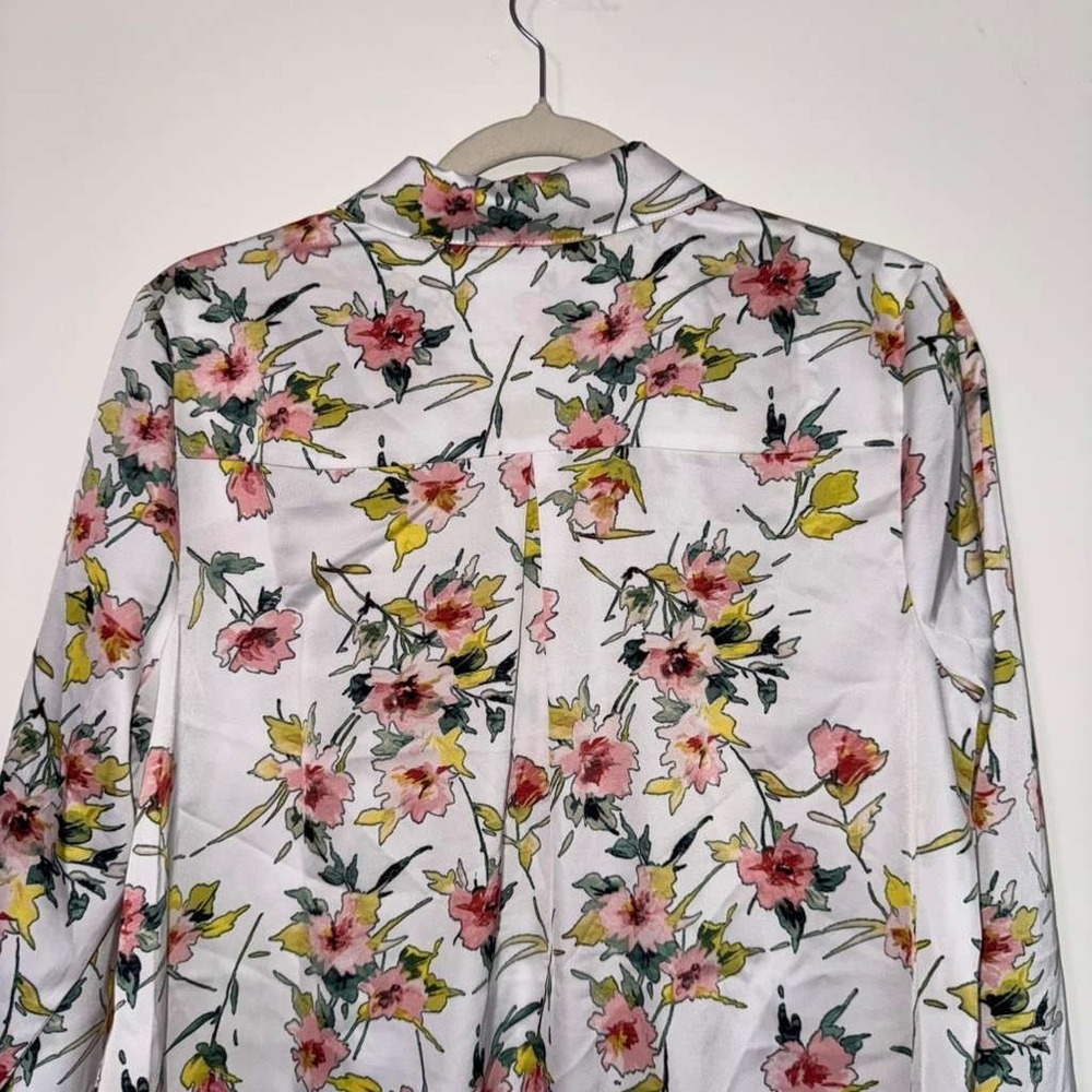 Nicole Miller Women's Size PM Button Up Shirt Water Color Floral Soft Girl Work - Picture 5 of 11